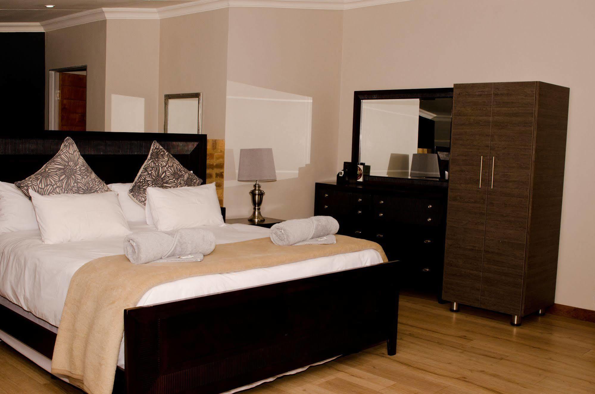 Hotel @ Secunda Extérieur photo