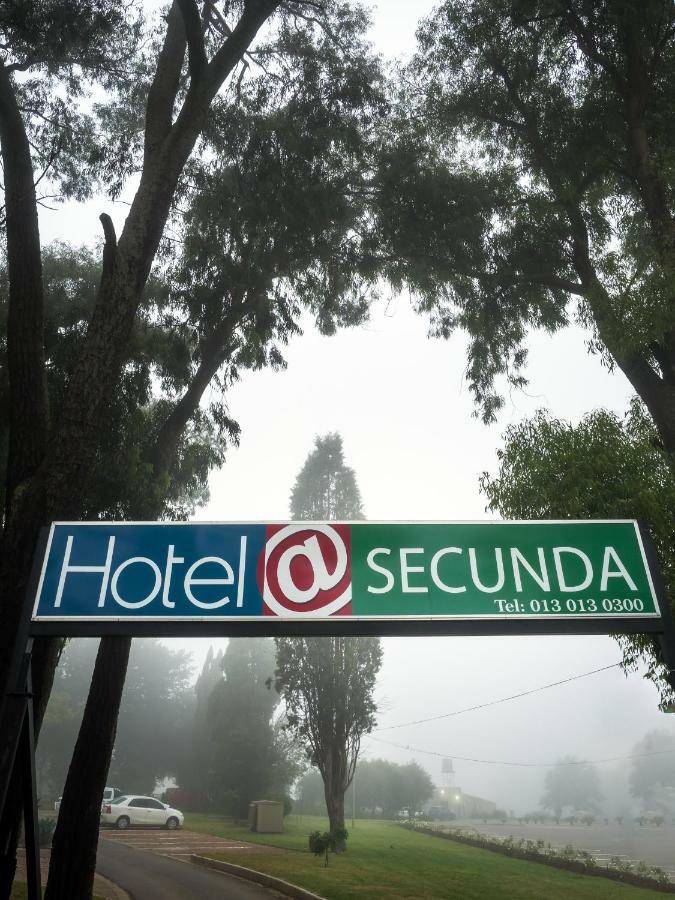 Hotel @ Secunda Extérieur photo